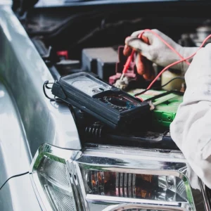 car-repairman-wearing-white-uniform-standing-holding-wrench-that-is-essential-tool-mechanic-r21g438enr36209jutinpl4qrem930mj6vtbujoou0